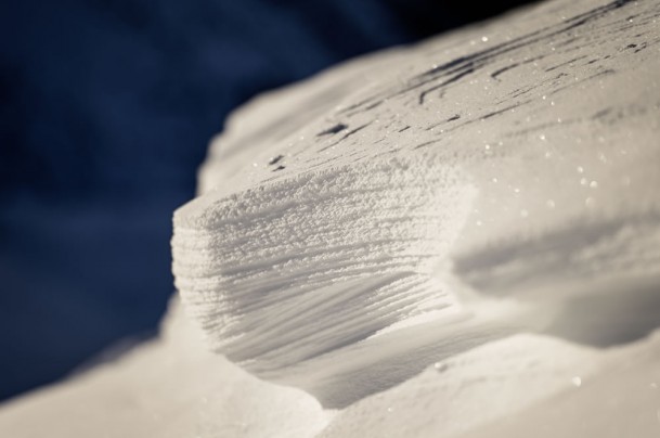 Schneebeschaffenheit und Schneeprofil bestimmen © Claudia Ziegler Photography